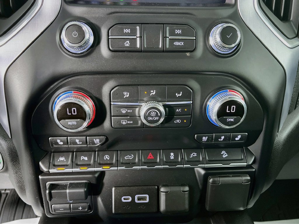Used 2020 GMC Sierra 1500 SLT w/ SLT Premium Plus Package AWD/4WD image 20