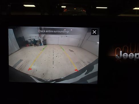 Certified 2025 Jeep Wrangler Unlimited Rubicon 4xe w/ Convenience Group AWD/4WD image 22