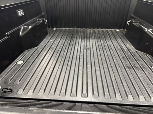 Used 2024 Toyota Tacoma TRD Off-Road image 27
