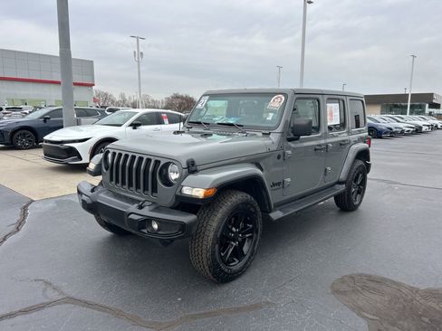 Used 2021 Jeep Wrangler Unlimited Sahara image 1