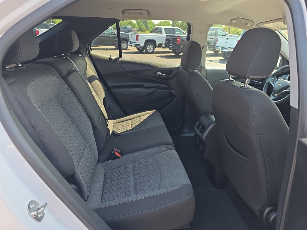 Used 2024 Chevrolet Equinox LT AWD/4WD image 25