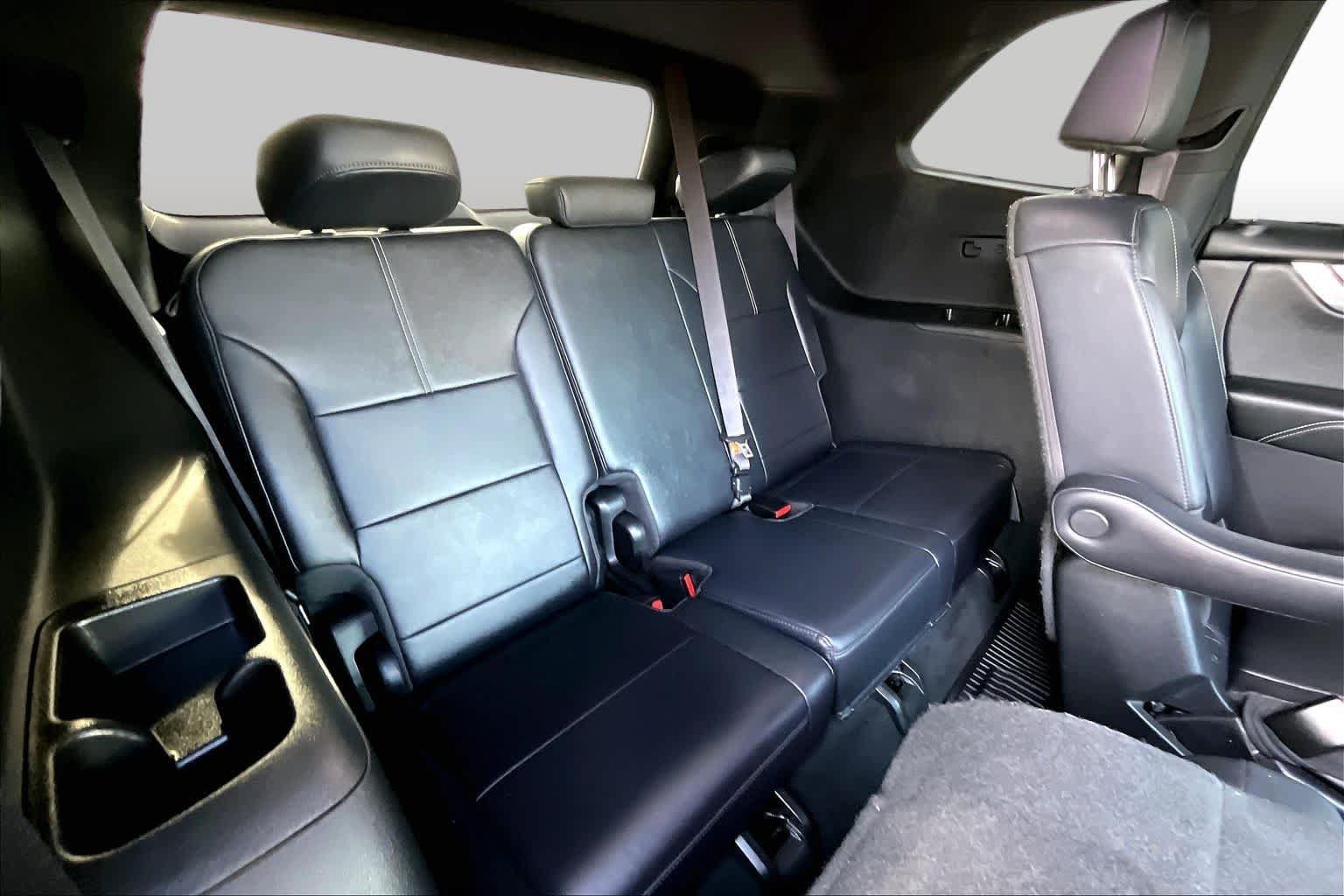 Used 2024 GMC Acadia Elevation w/ Black Edition FWD image 18