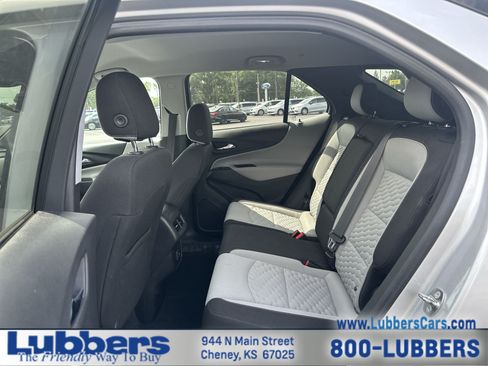 Used 2020 Chevrolet Equinox LS AWD/4WD image 18