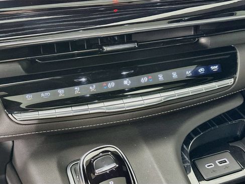 Used 2023 Cadillac Escalade Sport w/ Touring Package AWD/4WD image 20