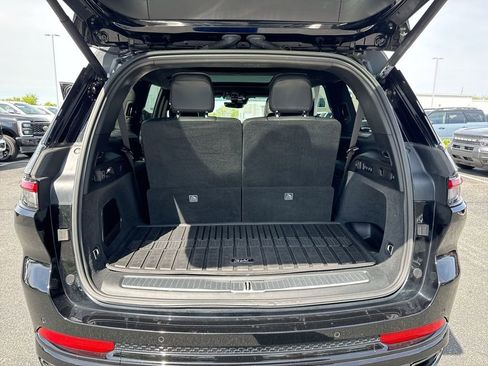 Used 2023 Jeep Grand Cherokee L Summit AWD/4WD image 26