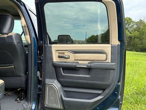 Used 2019 RAM 2500 Limited AWD/4WD image 18