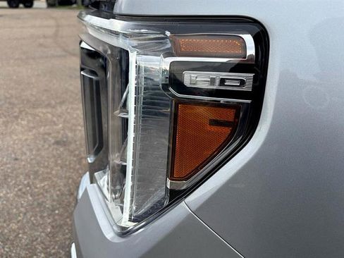 Used 2022 GMC Sierra 2500 SLE w/ SLE Value Package; image 61