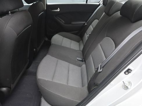 Used 2017 Kia Forte LX FWD image 25