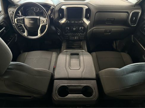 Used 2020 Chevrolet Silverado 1500 RST AWD/4WD image 10