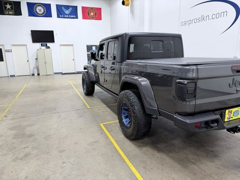 Used 2022 Jeep Gladiator Sport AWD/4WD image 21