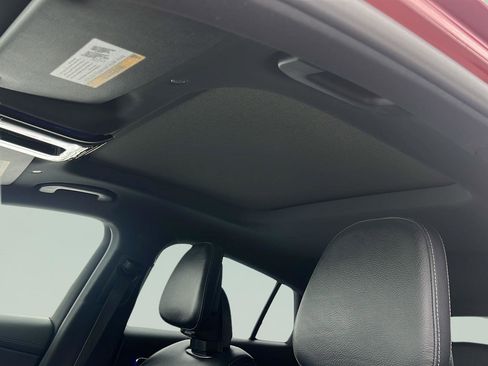 Used 2024 Mercedes-Benz GLC 300 4MATIC image 20