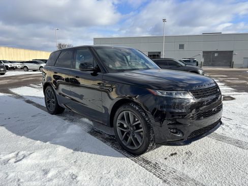 New 2026 Land Rover Range Rover Sport Dynamic SE image 3