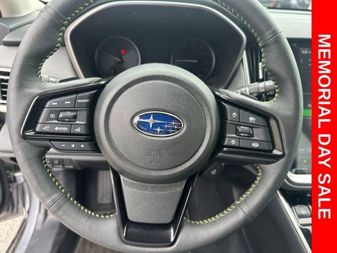 Used 2025 Subaru Outback Onyx Edition AWD/4WD image 27