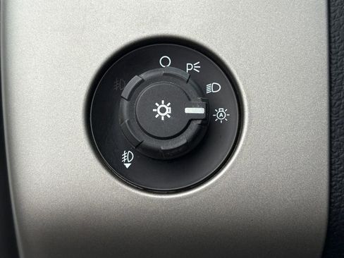 Used 2015 Ford Expedition XLT w/ Equipment Group 201A image 4