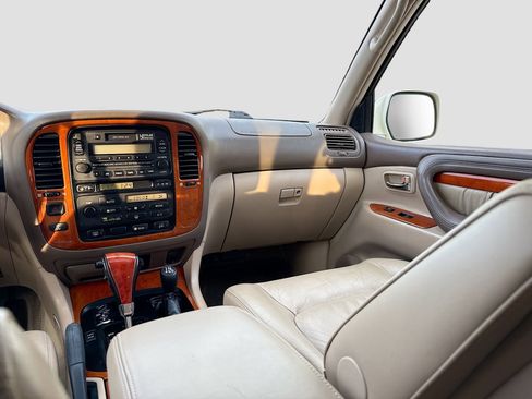 Used 2000 Lexus LX 470 4WD image 23