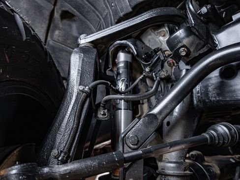 Used 2025 GMC Sierra 2500 AT4 w/ AT4 Premium Plus Package image 12