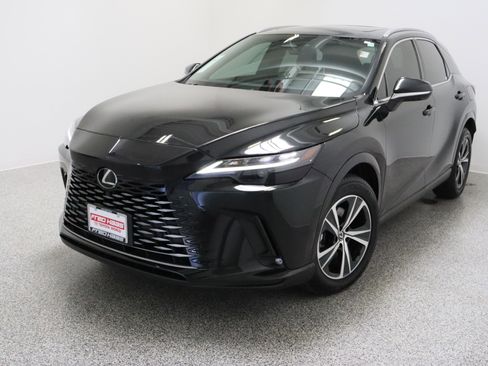 Used 2024 Lexus RX 350h w/ Convenience Package image 2