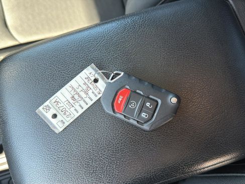 Used 2021 Jeep Gladiator Sport AWD/4WD image 22