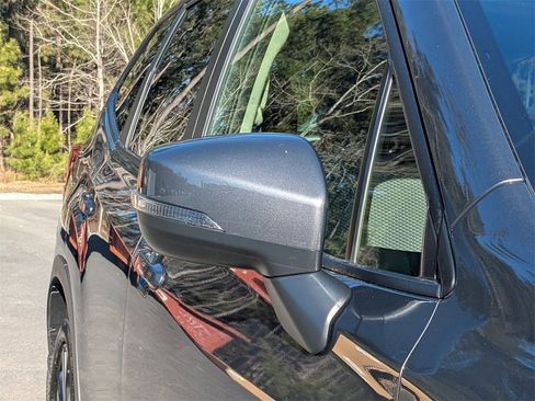 Used 2023 Subaru Forester Sport image 11