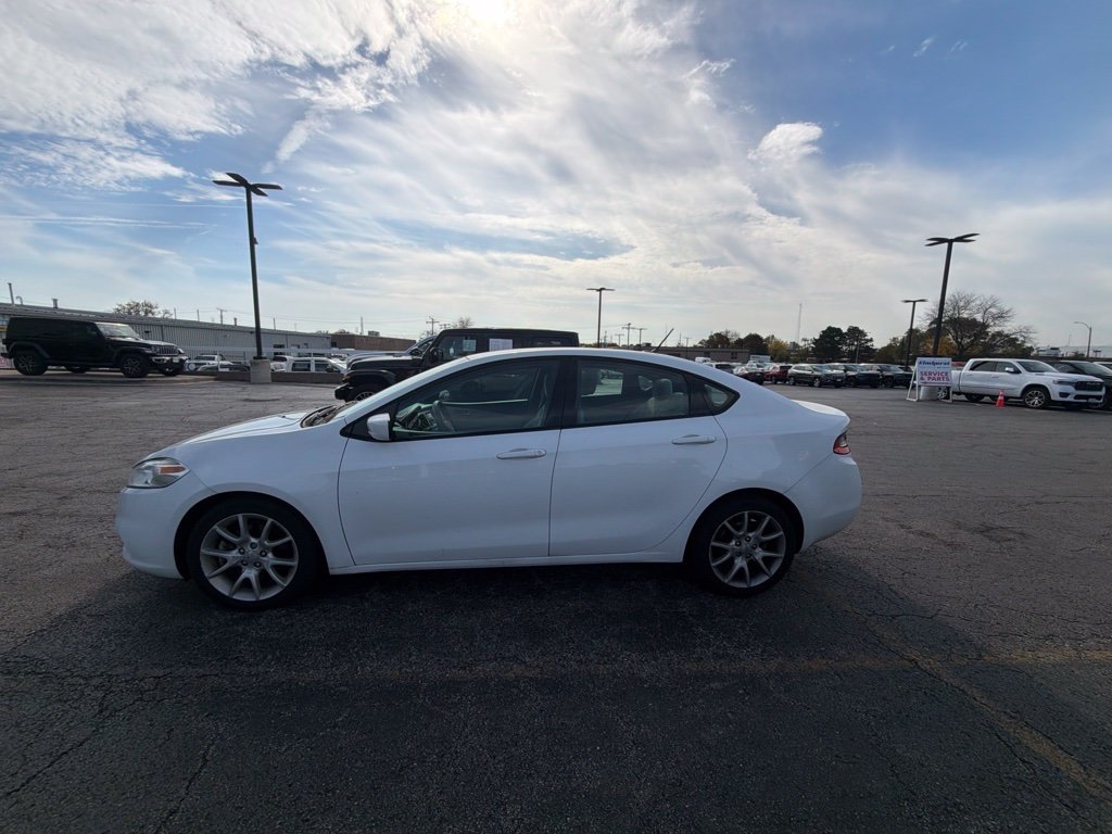Used 2013 Dodge Dart SXT w/ Popular Equipment Group FWD image 5