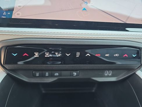 New 2026 Jeep Cherokee Limited AWD/4WD image 21