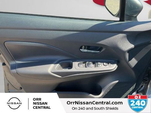 Certified 2025 Nissan Versa SV w/ Trunk Package FWD image 16