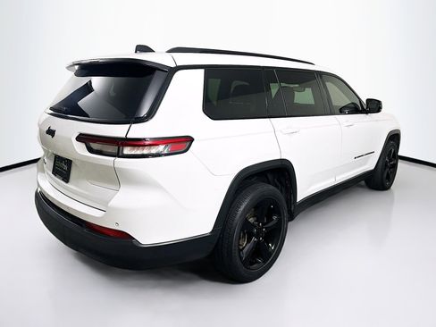 Used 2022 Jeep Grand Cherokee L Laredo image 9