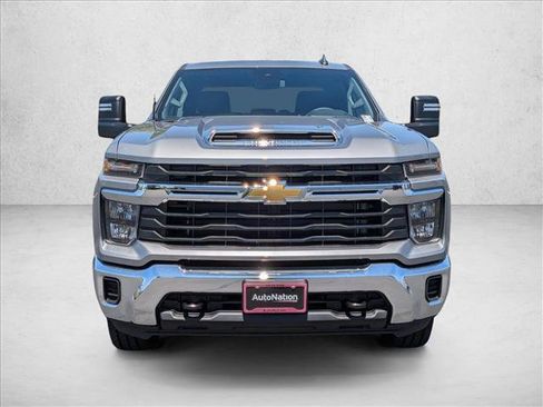 Used 2026 Chevrolet Silverado 2500 LT w/ Z71 Off-Road Package AWD/4WD image 2