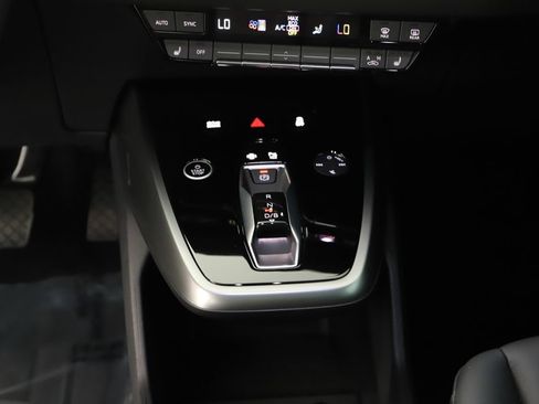 Certified 2024 Audi Q4 e-tron Prestige w/ Black Optic Package AWD/4WD image 22
