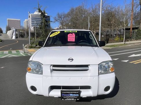 Used 2004 Nissan Frontier XE w/ (VTP) Value Truck Pkg image 6