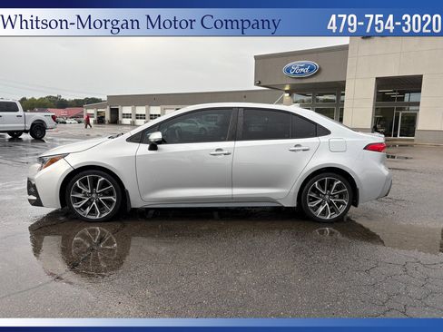 Used 2021 Toyota Corolla SE w/ Carpet Mat Package (TMS) image 8