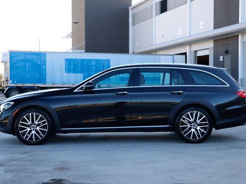 Used 2023 Mercedes-Benz E 450 4MATIC All-Terrain Wagon image 8