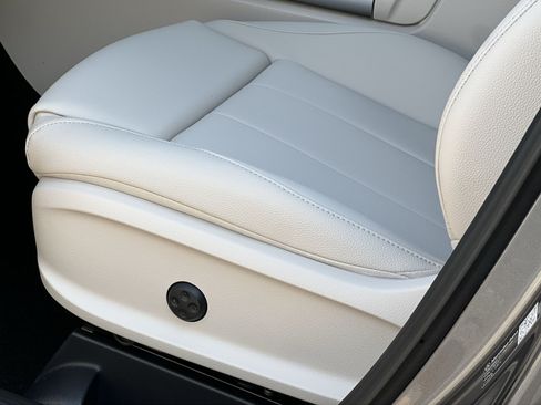 New 2026 Mercedes-Benz GLA 250 4MATIC image 19
