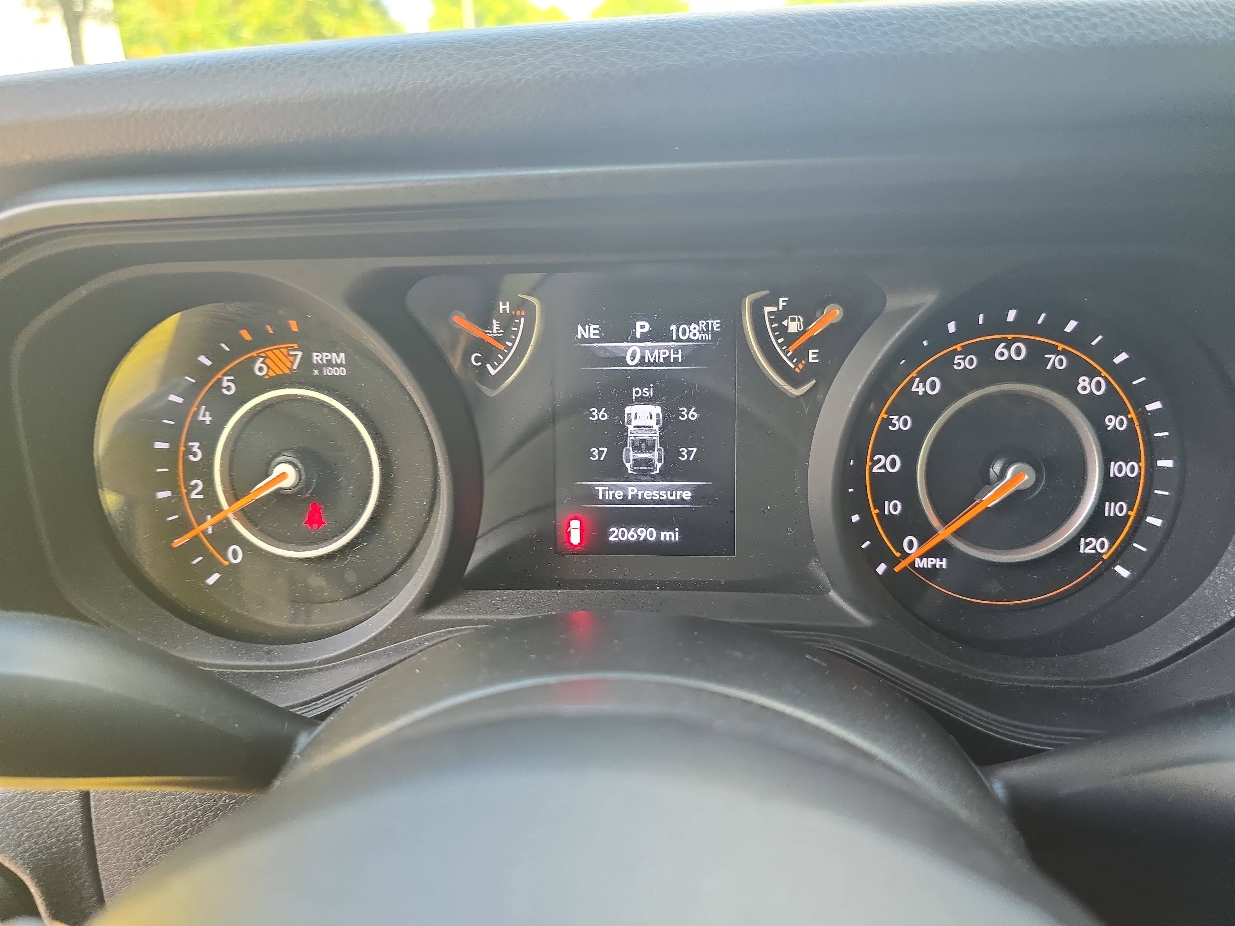 Used 2024 Jeep Wrangler Unlimited Sport AWD/4WD image 18