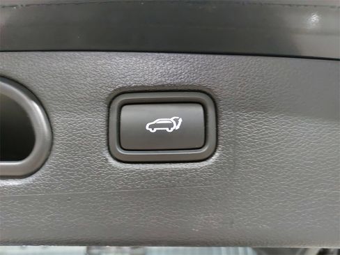 Used 2021 Hyundai Tucson Ultimate w/ Cargo Package image 13