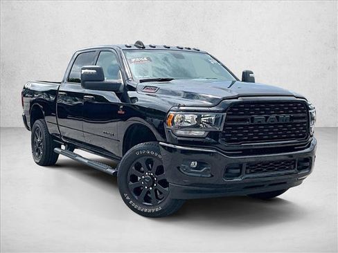 Used 2024 RAM 2500 Big Horn w/ Night Edition AWD/4WD image 12