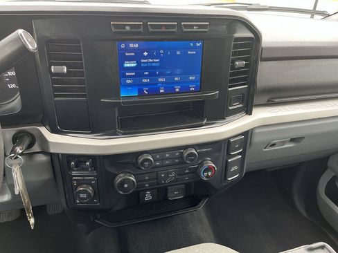 Certified 2023 Ford F250 XLT AWD/4WD image 18