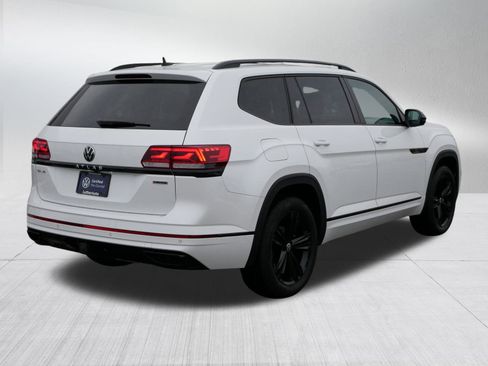 Certified 2022 Volkswagen Atlas SEL R-Line image 7