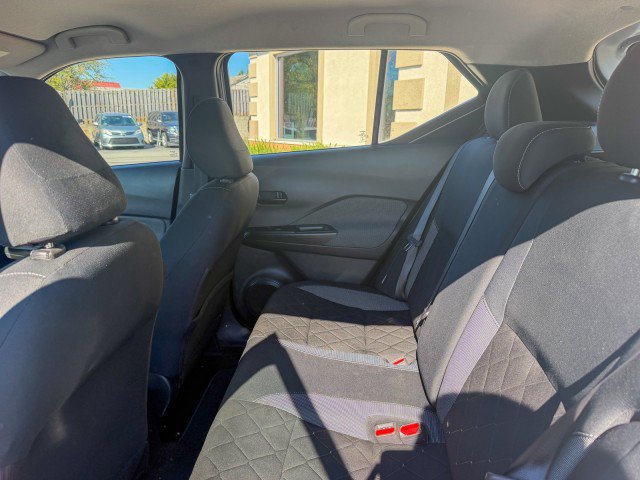 Used 2020 Nissan Kicks S FWD image 6