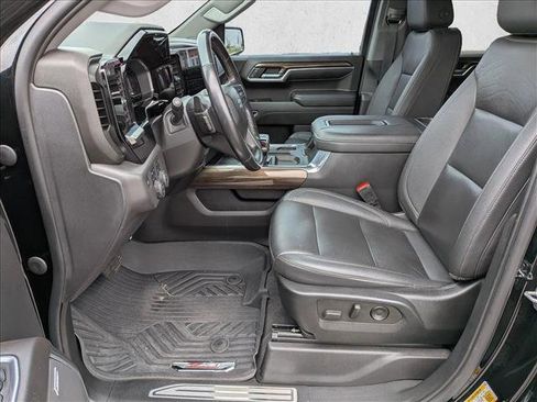 Used 2022 Chevrolet Silverado 1500 LT Trail Boss w/ LT Trail Boss Premium Package image 16