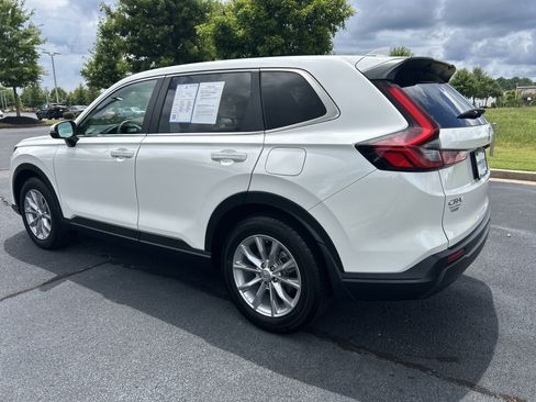 Certified 2025 Honda CR-V EX image 7