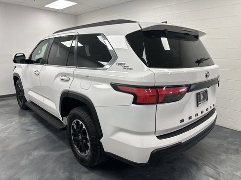 Used 2026 Toyota Sequoia SR5 w/ TRD Off-Road Package AWD/4WD image 12