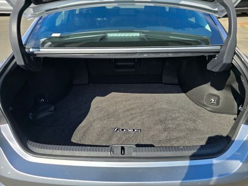 Used 2025 Lexus ES 350 w/ Accessory Package (Z1) FWD image 16