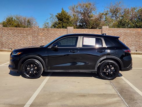 Used 2023 Honda HR-V Sport image 5