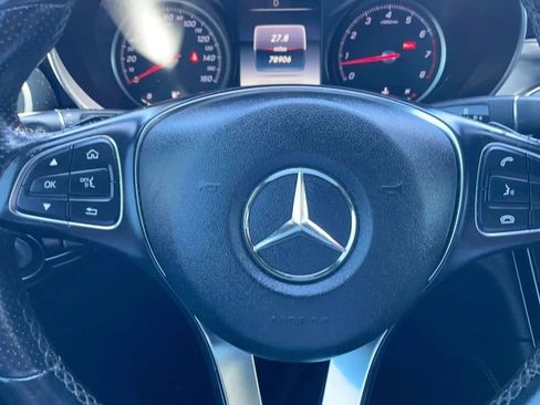 Used 2019 Mercedes-Benz GLC 300 4MATIC image 23