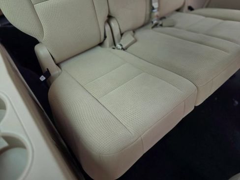 Used 2015 Dodge Grand Caravan American Value Package w/ UConnect Hands-Free Group FWD image 46