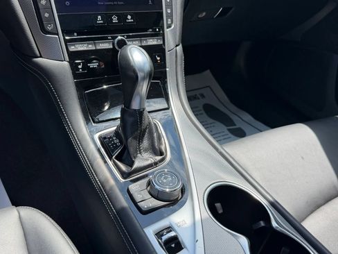 Used 2015 INFINITI Q50 Premium w/ Navigation Package AWD/4WD image 18