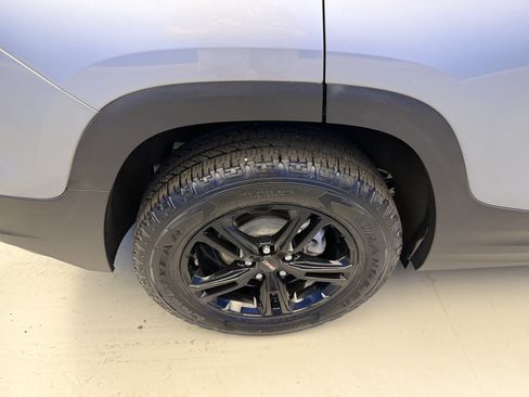 Used 2023 GMC Terrain AT4 AWD/4WD image 8