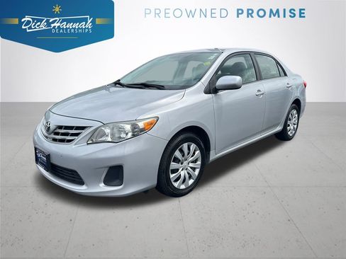 Used 2013 Toyota Corolla LE FWD image 1