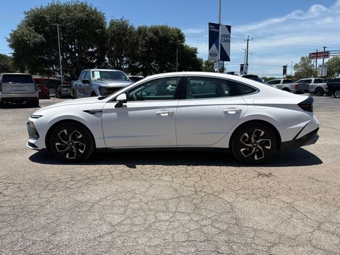 Used 2025 Hyundai Sonata SEL FWD image 5
